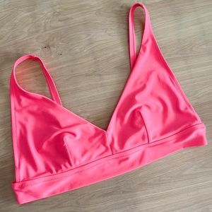 XL Aerie Triangle Top